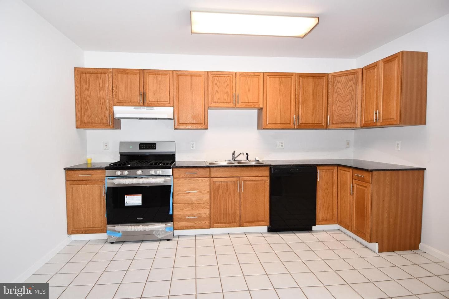 4 Wolf Avenue photo 7