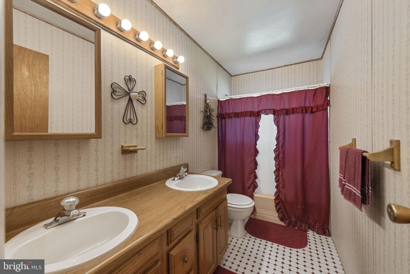 312 E Cherry Hill Road photo 8