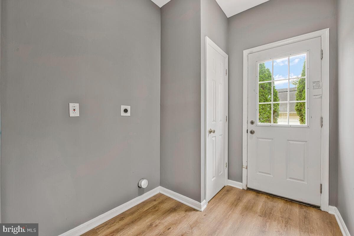 1329 Canberra Drive photo 38