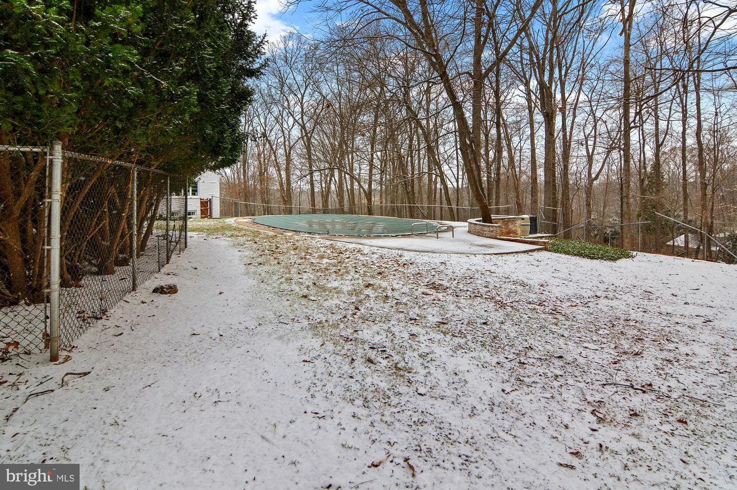 7 Caveswood Lane photo 42