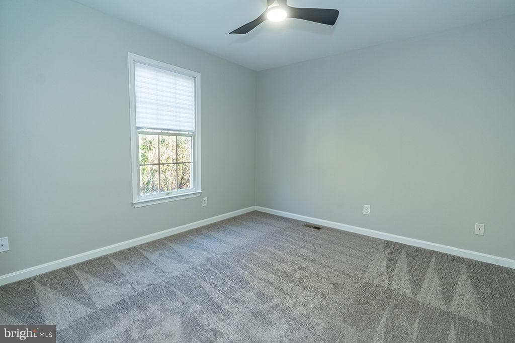9106 Wise Avenue Extension photo 42