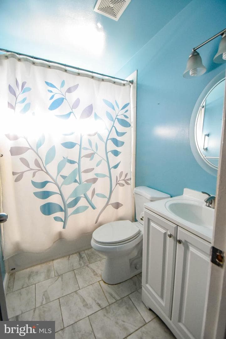 202 Embleton Road photo 12