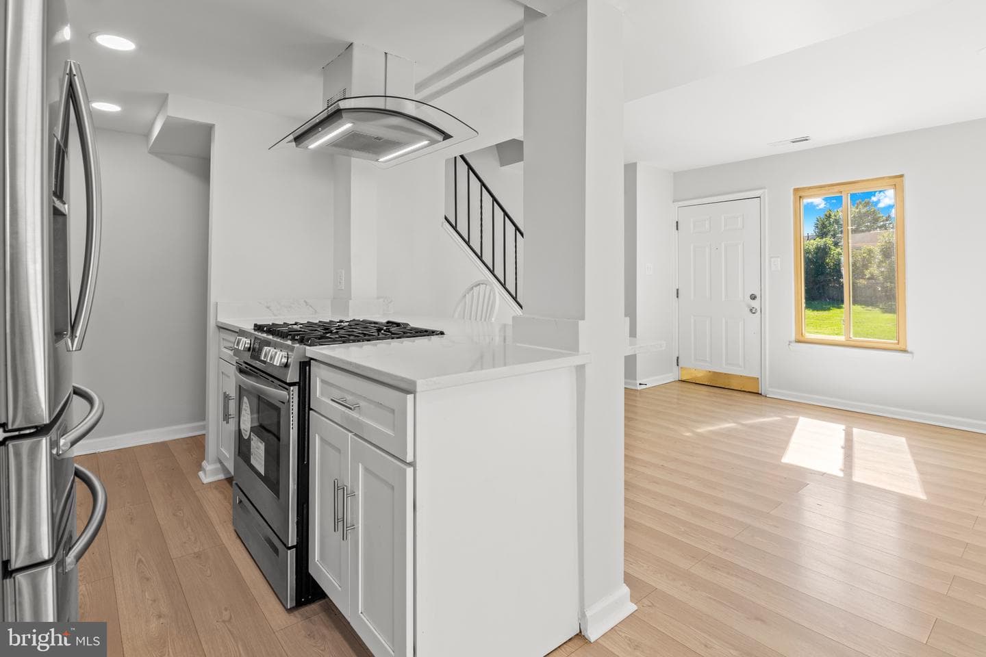 16 King Henry Circle #16 photo 12