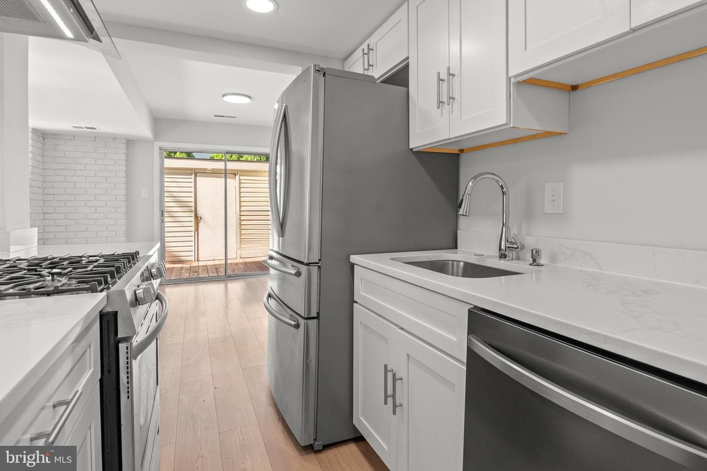 16 King Henry Circle #16 photo 16