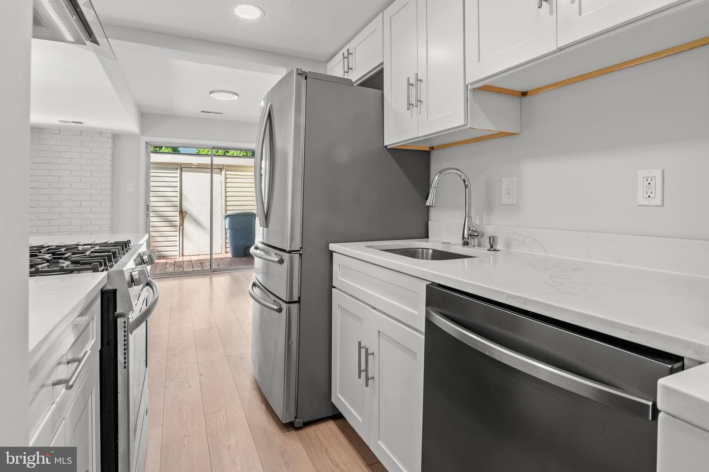 16 King Henry Circle #16 photo 18