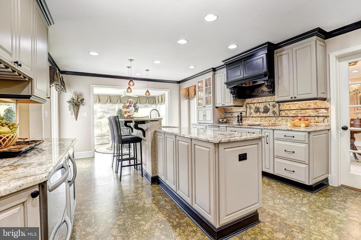14213 Greencroft Lane photo 14