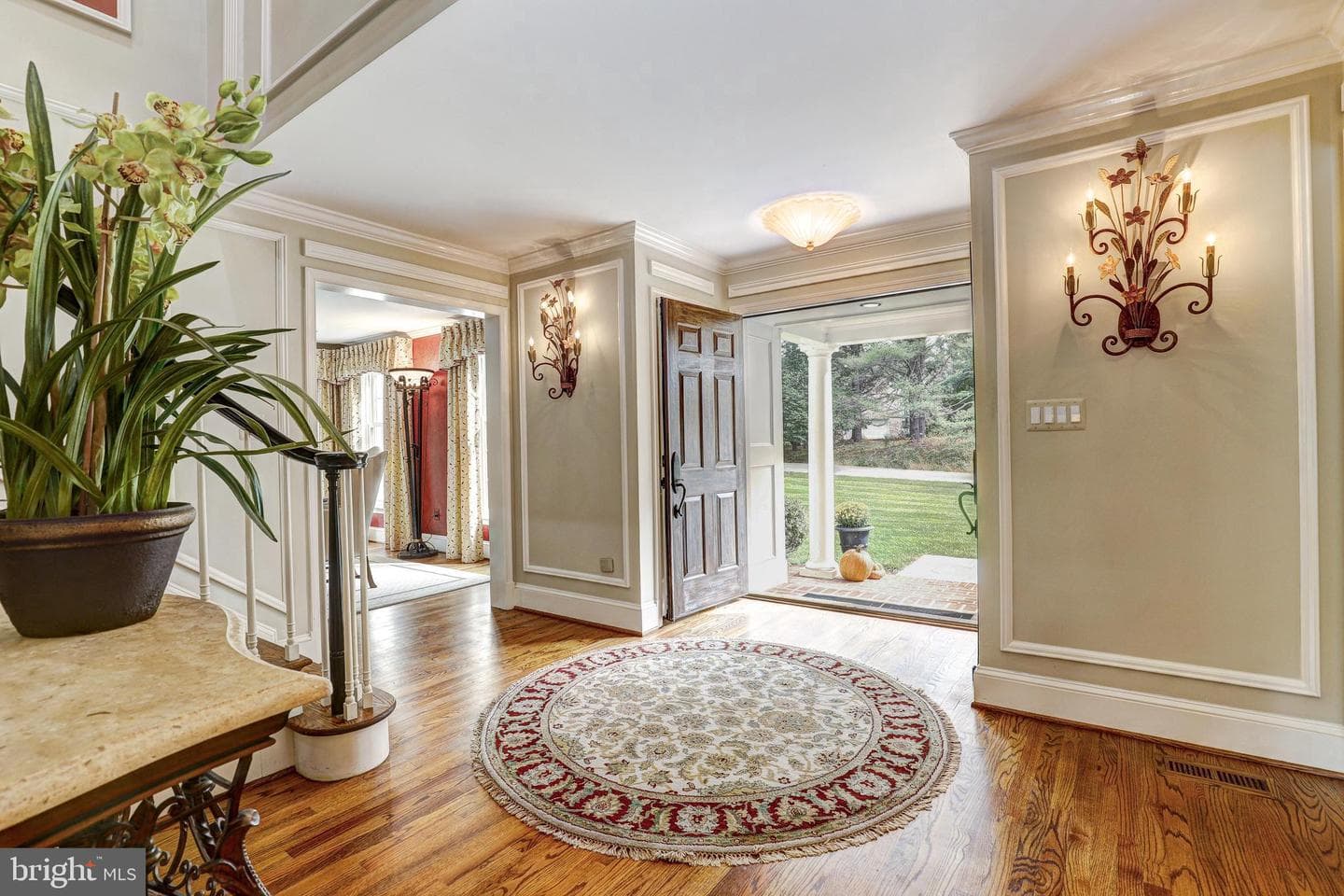 14213 Greencroft Lane photo 5