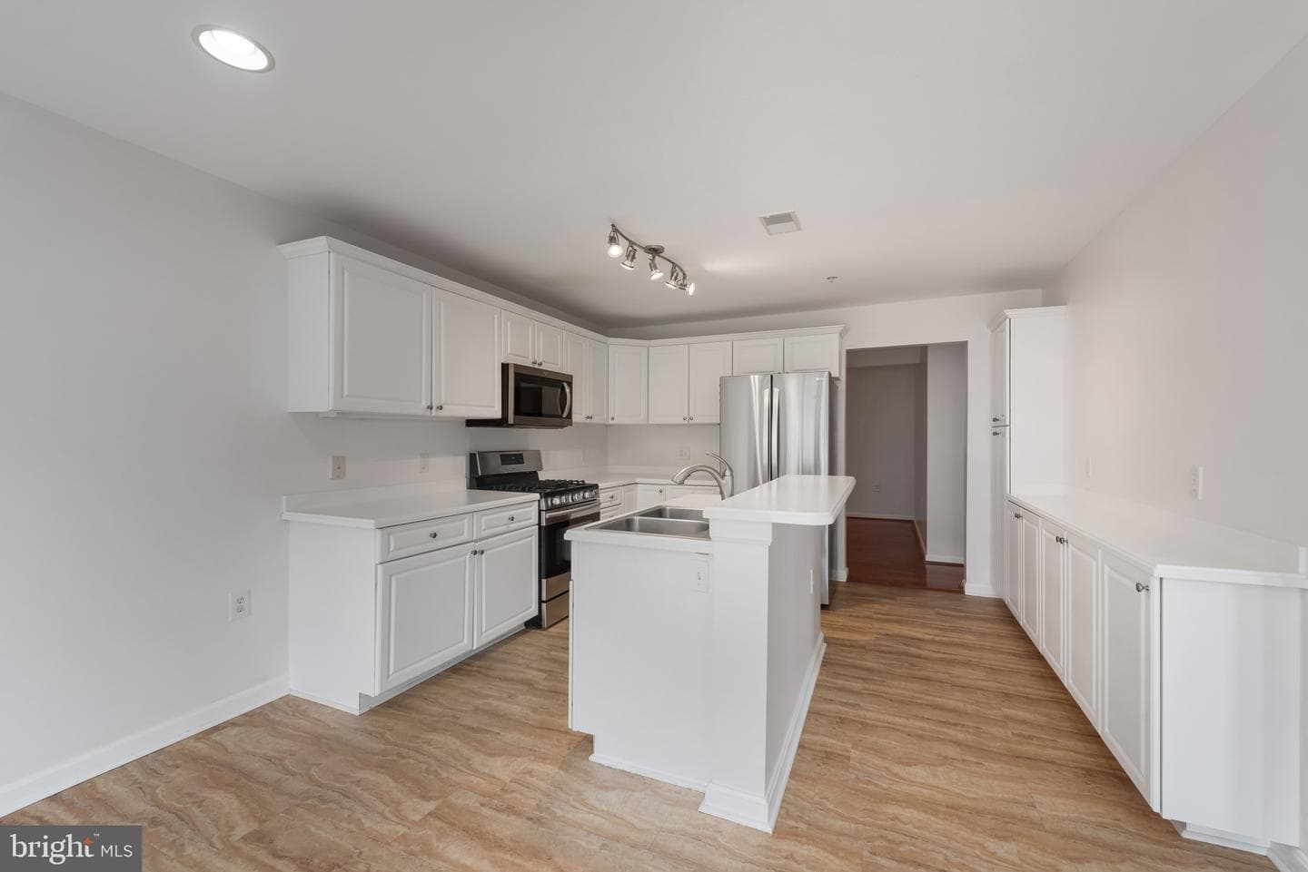 12240 Roundwood Road #301 photo 14