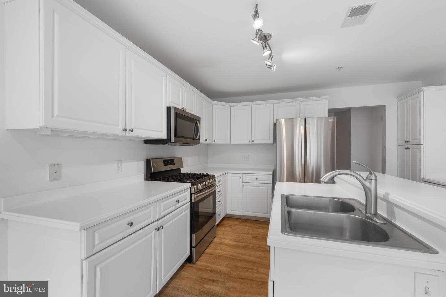 12240 Roundwood Road #301 photo 15