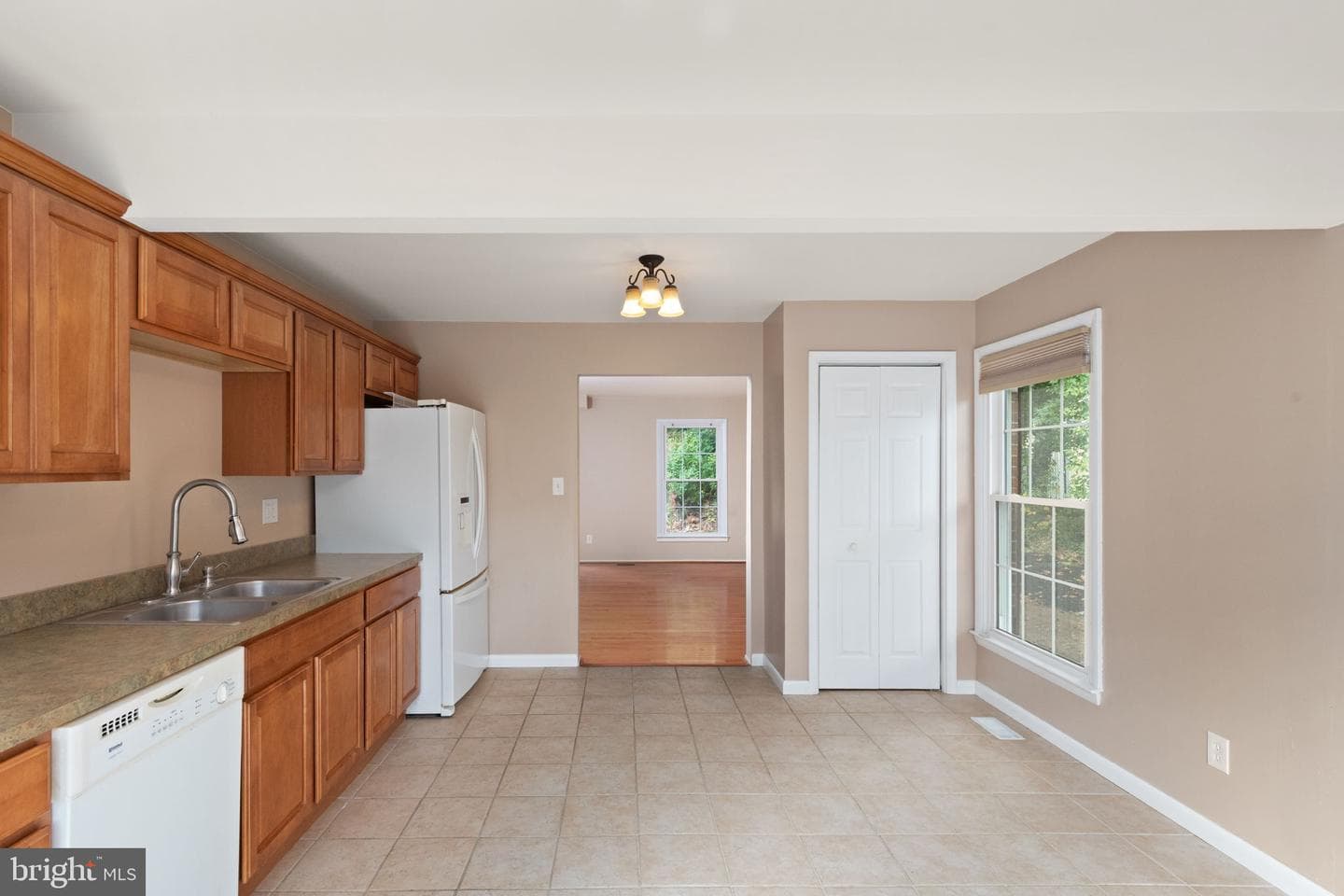 3573 Moultree Place photo 10