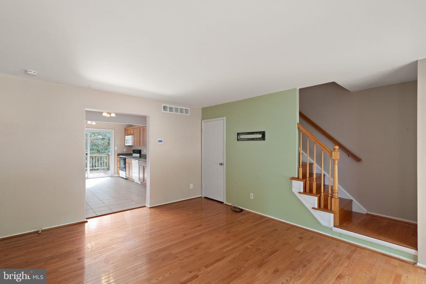 3573 Moultree Place photo 6