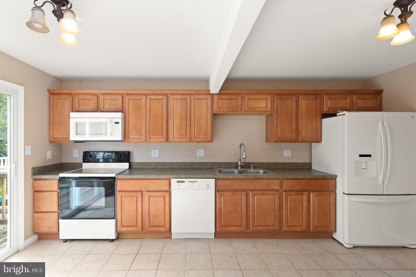 3573 Moultree Place photo 8