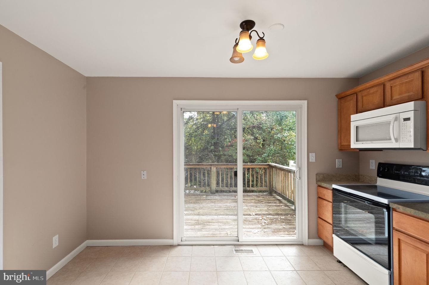 3573 Moultree Place photo 9