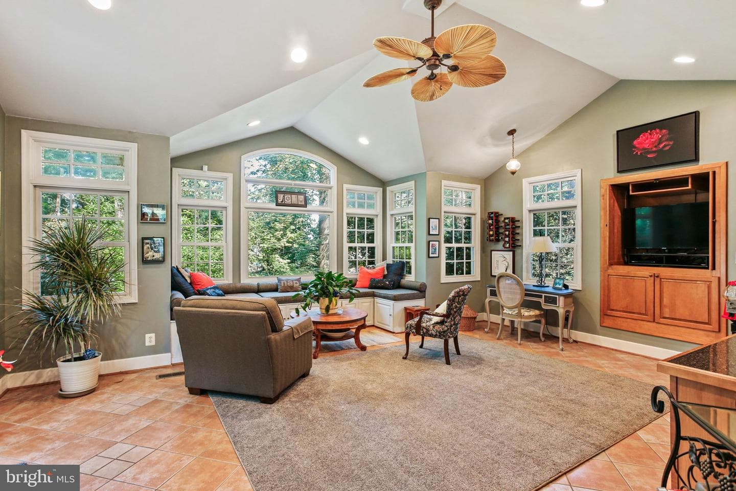 2408 Birch Drive photo 9