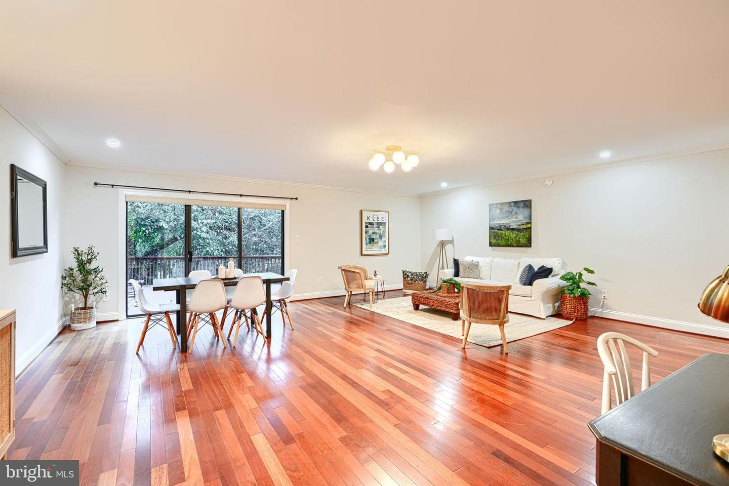 8223 Ruxton Crossing Court photo 10