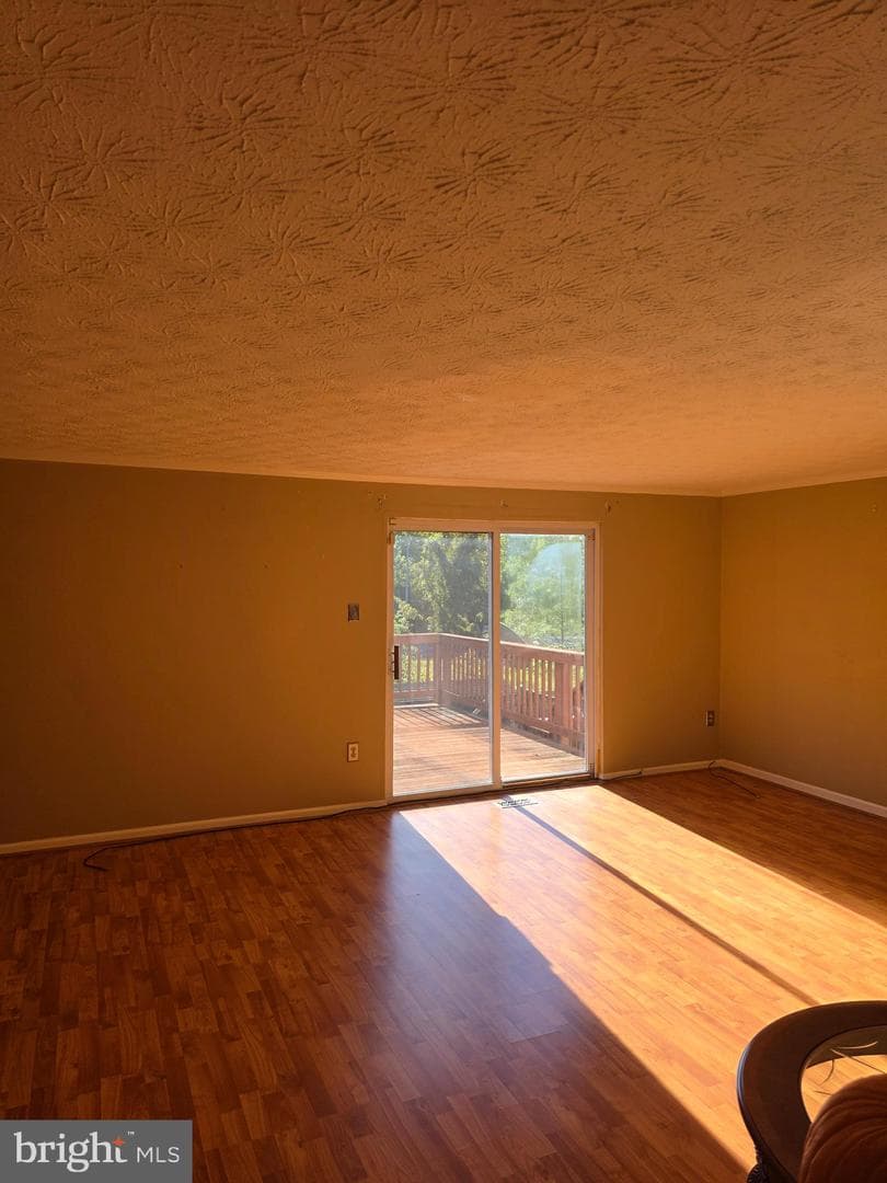 8530 Castlemill Circle photo 11