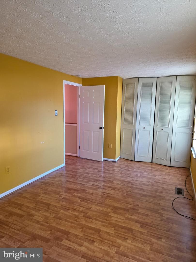 8530 Castlemill Circle photo 15