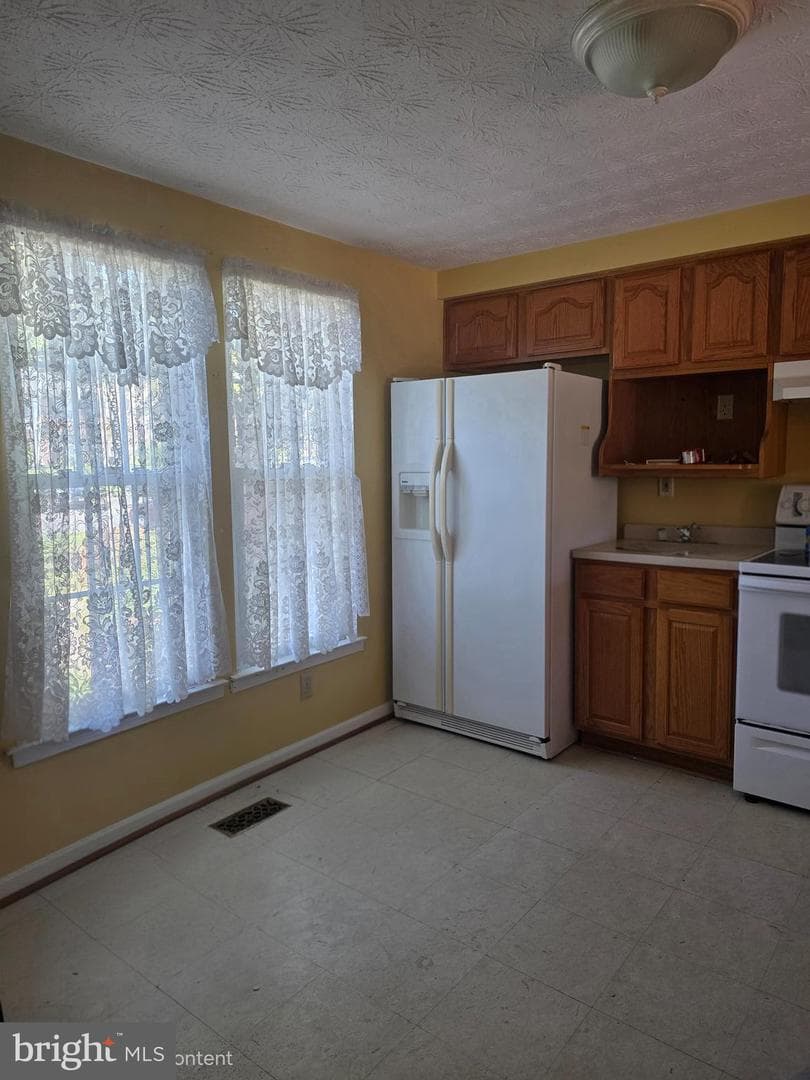 8530 Castlemill Circle photo 5