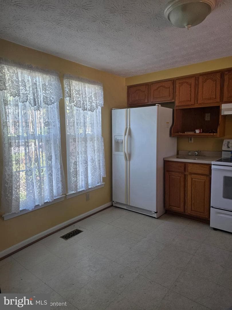 8530 Castlemill Circle photo 6