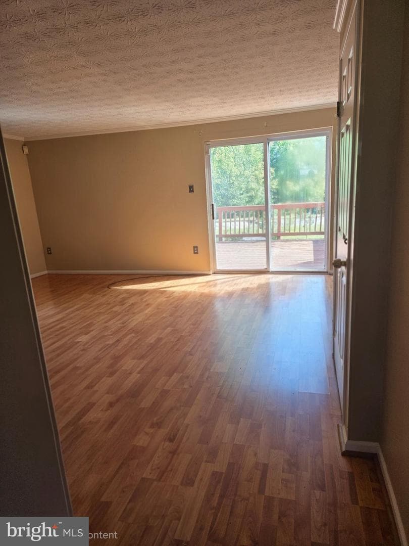 8530 Castlemill Circle photo 9