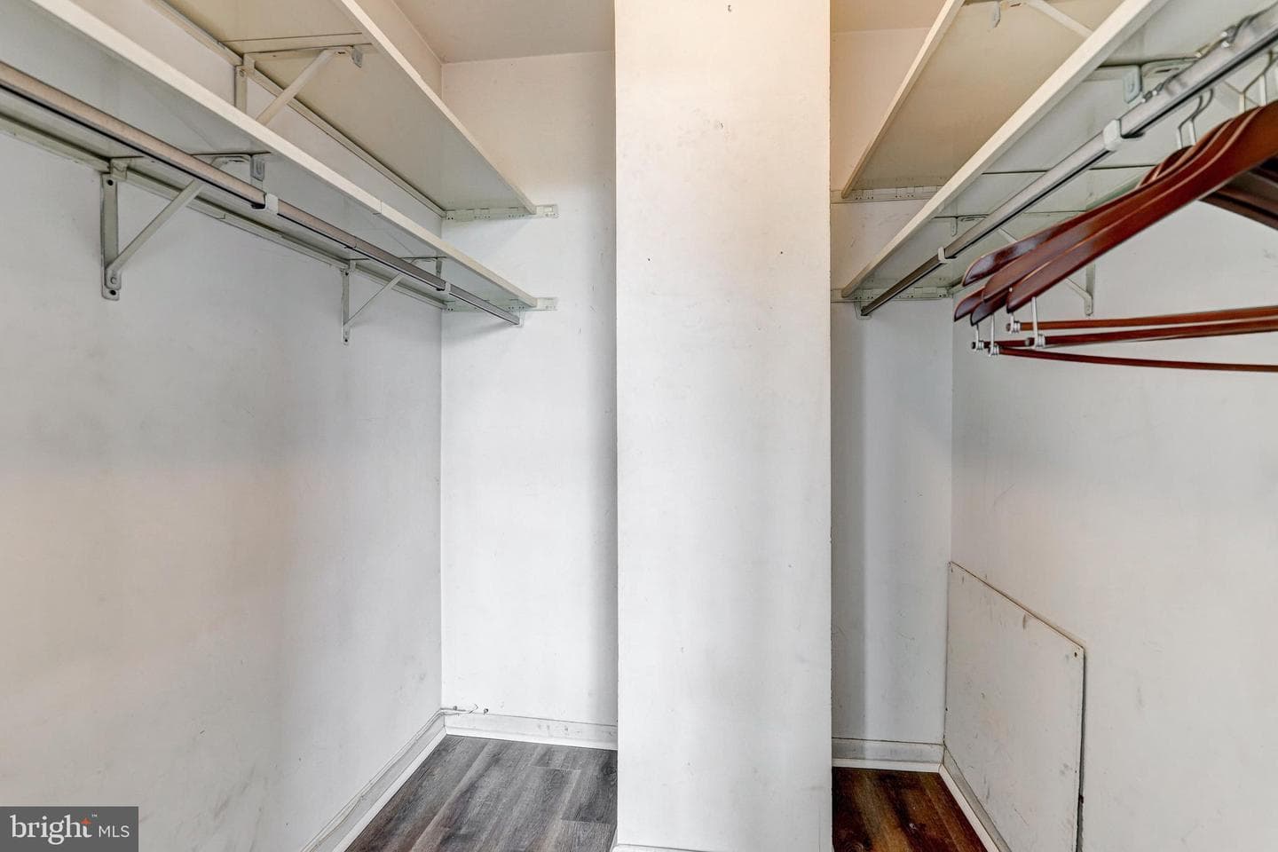 1 Smeton Place #902 photo 16