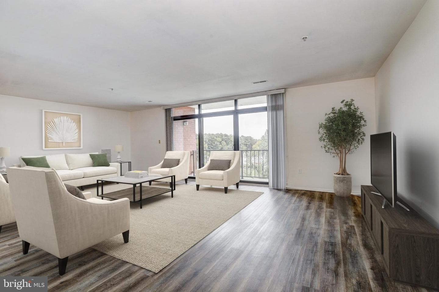 1 Smeton Place #902 photo 6