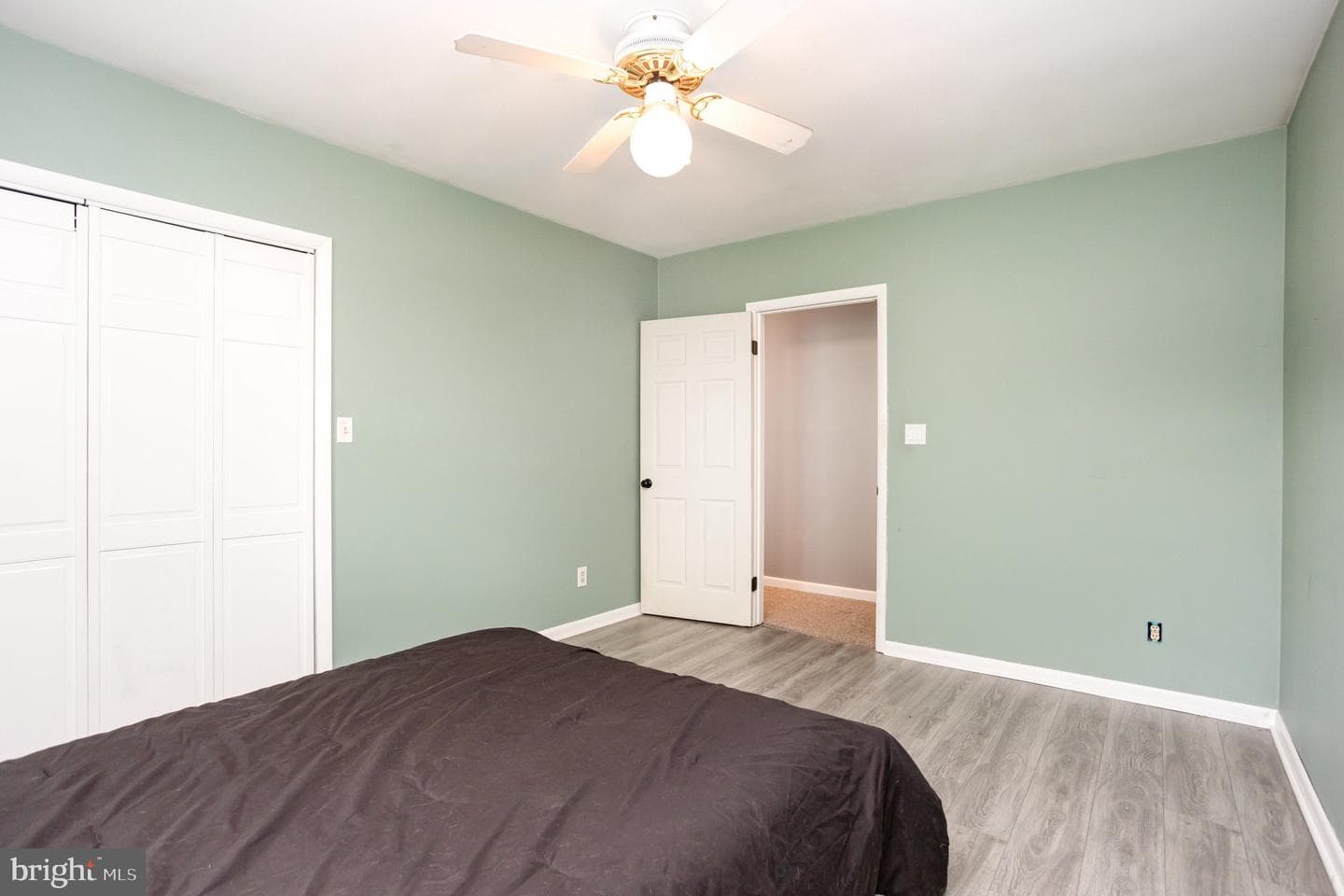 6820 Harewood Park Drive photo 20
