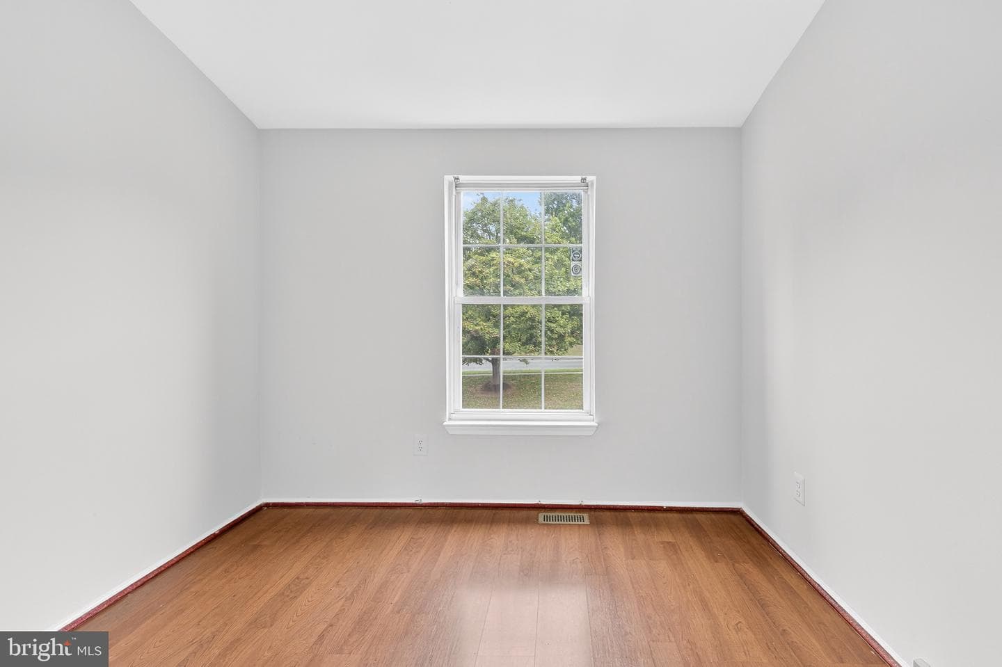 25 Longmont Court photo 17