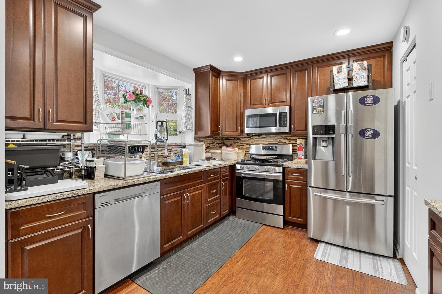 25 Longmont Court photo 3