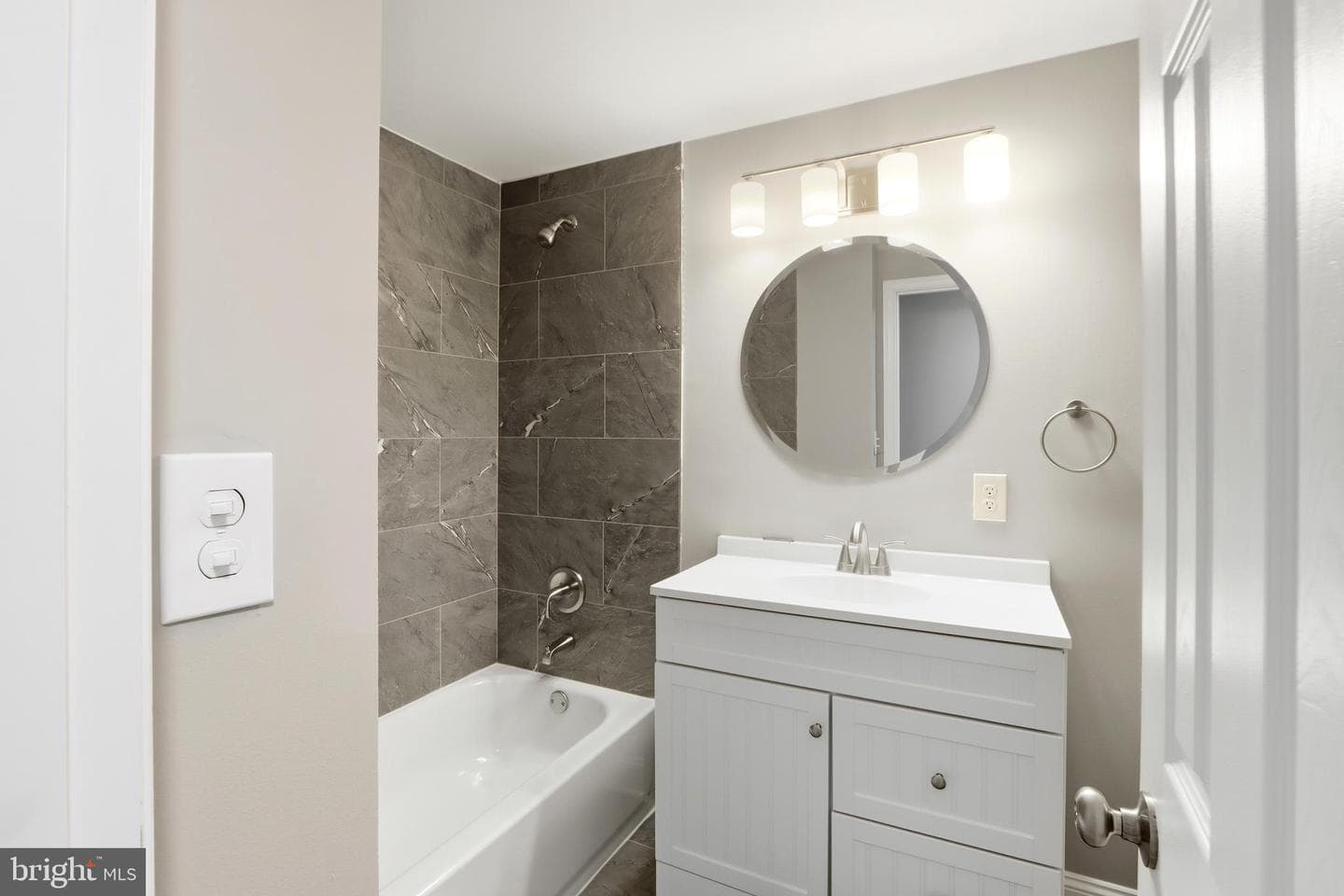 5006 Shelbourne Road photo 21