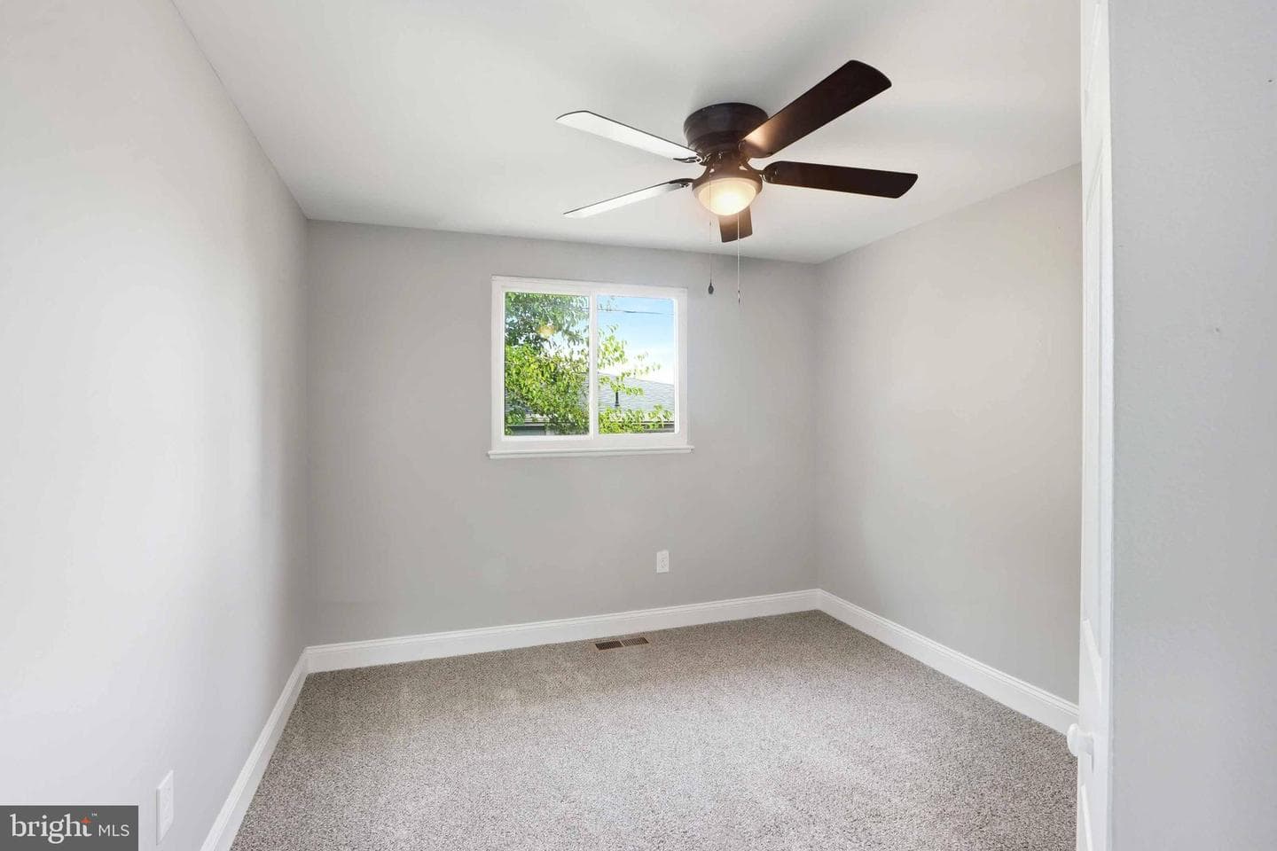 5006 Shelbourne Road photo 24