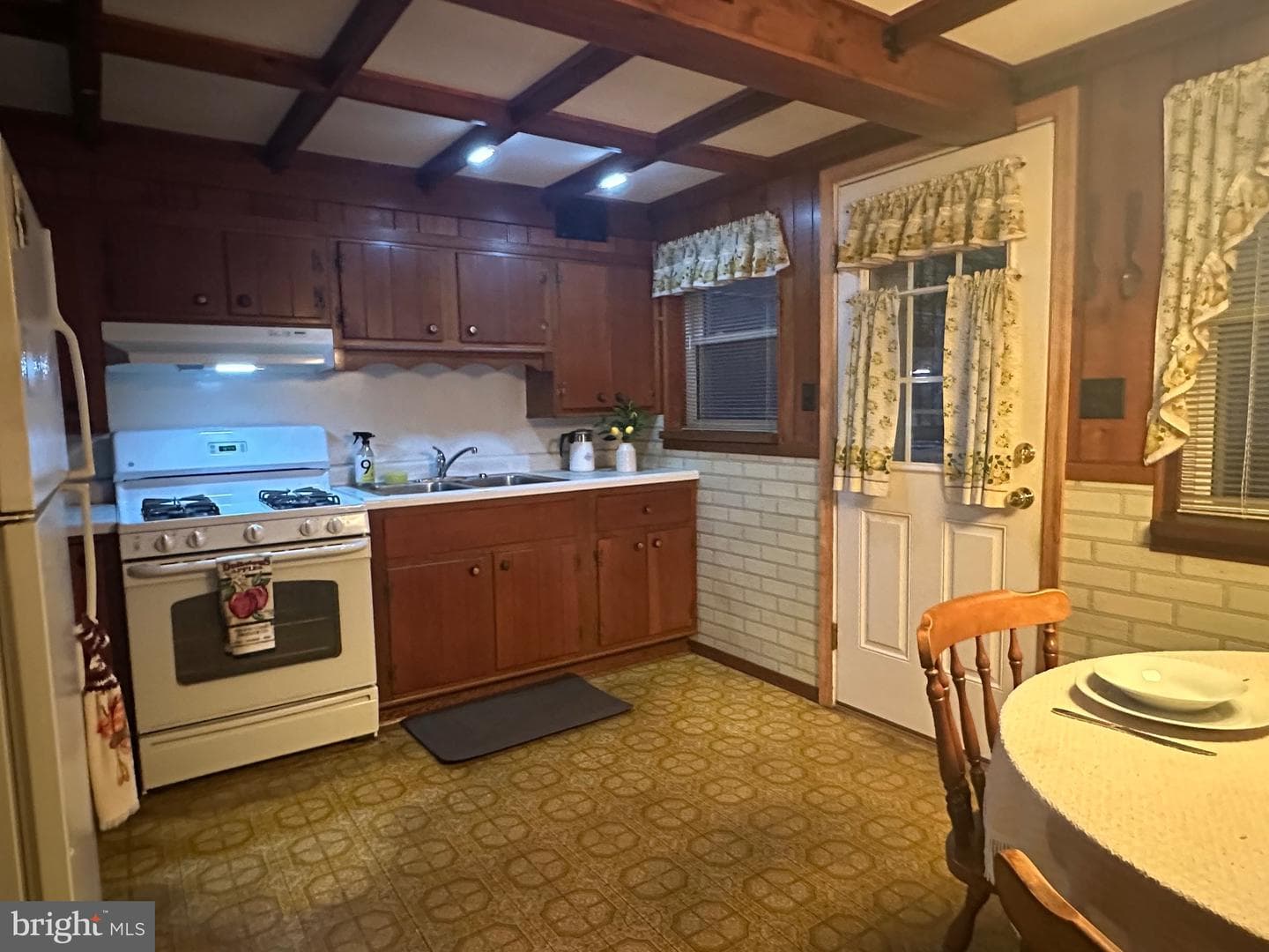 8144 Gray Haven Road photo 35