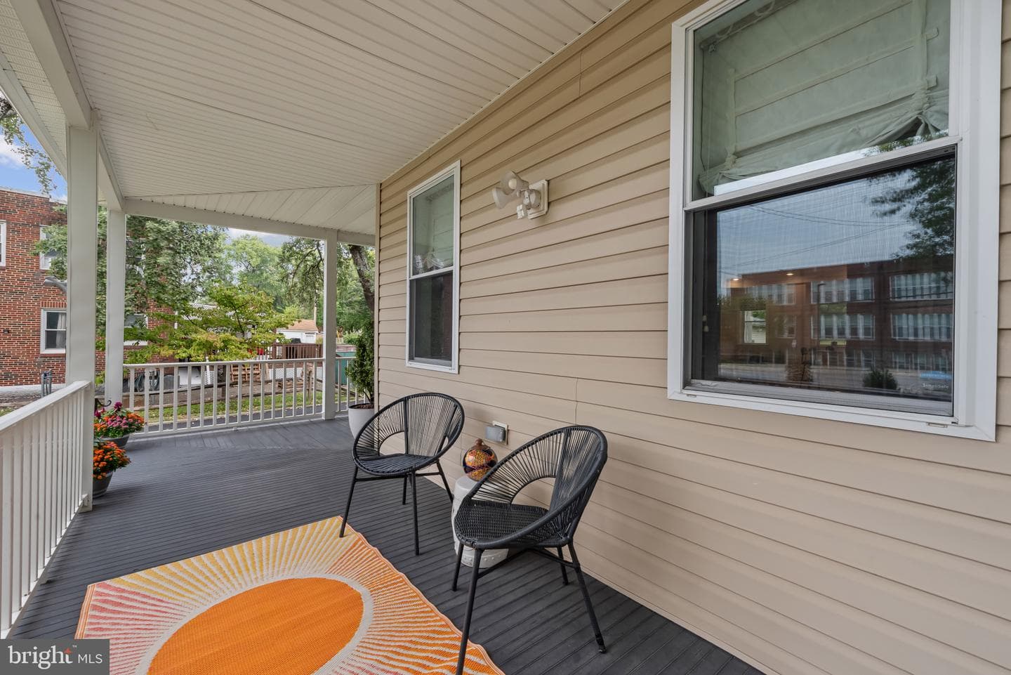 127 Bloomsbury Avenue photo 3