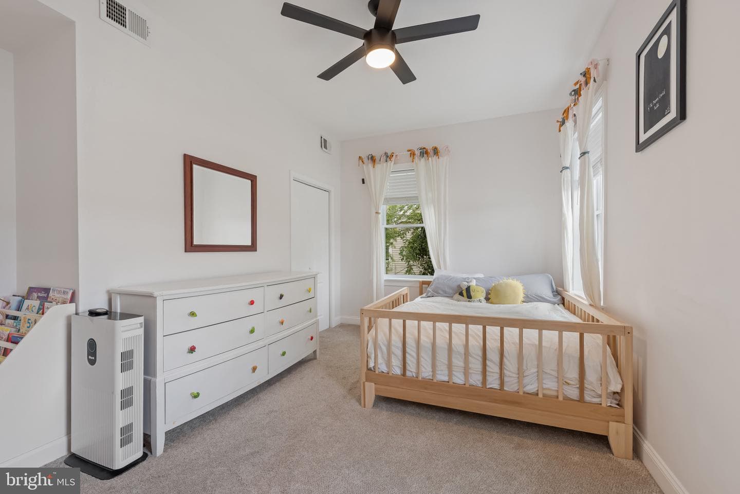 127 Bloomsbury Avenue photo 35