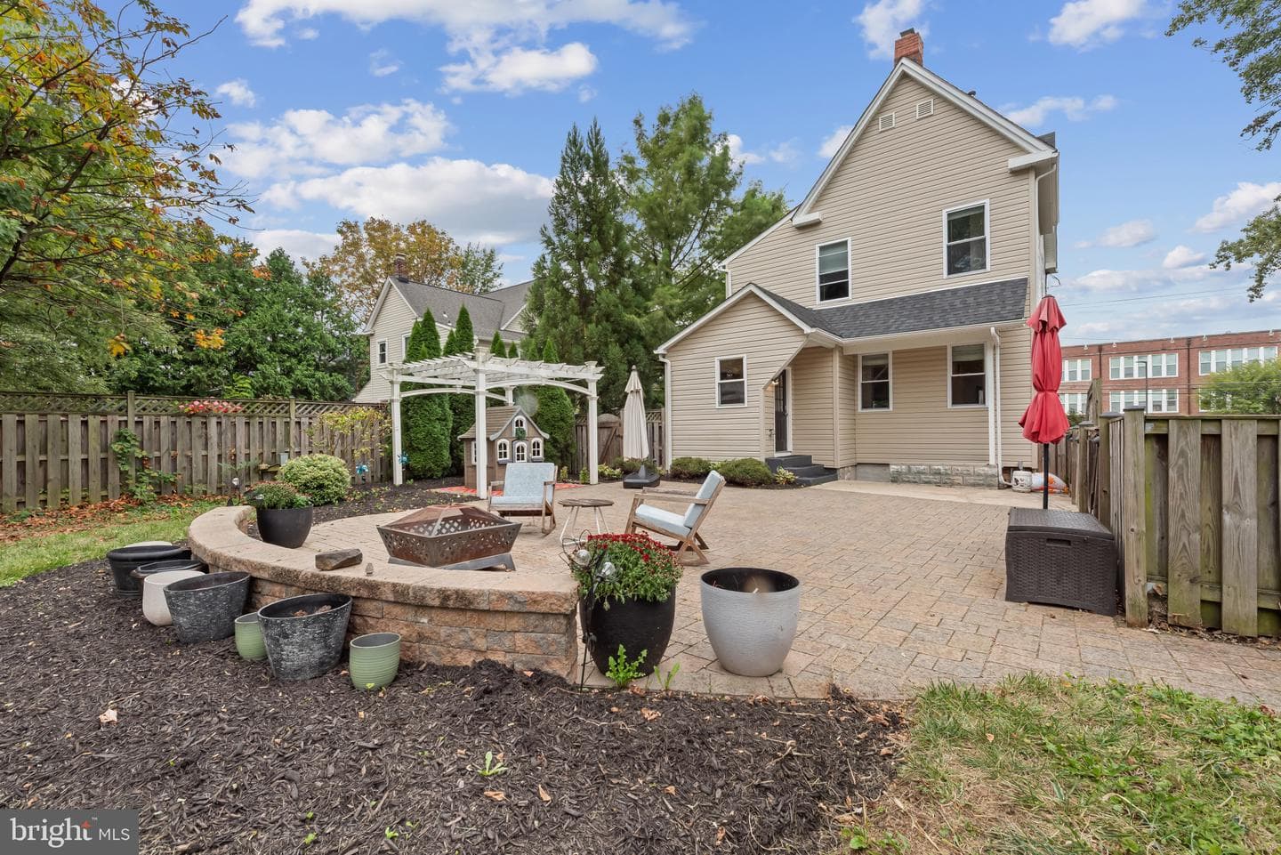 127 Bloomsbury Avenue photo 45