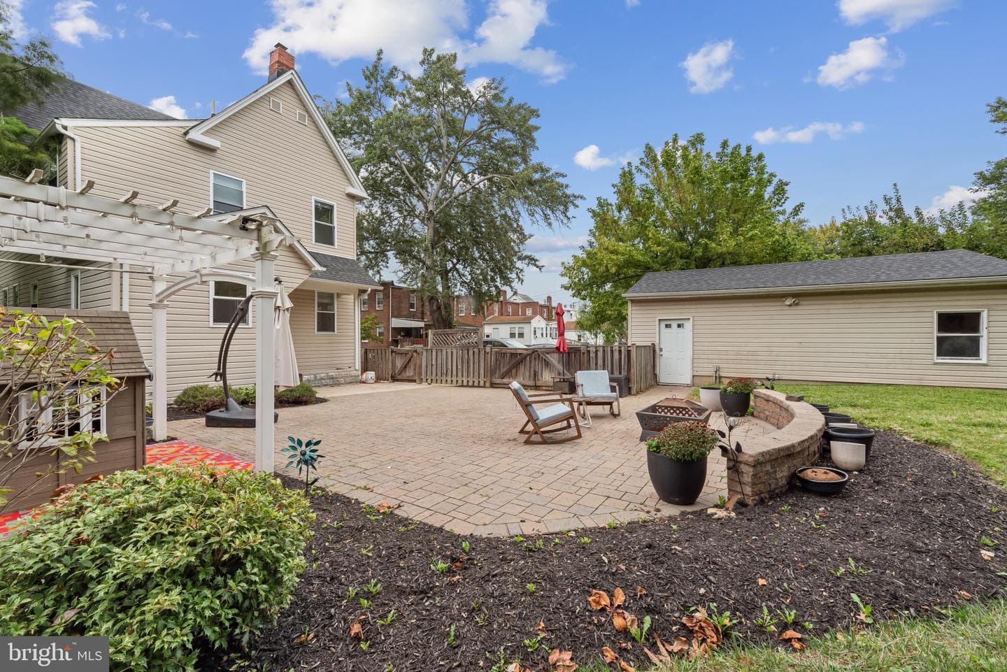 127 Bloomsbury Avenue photo 49