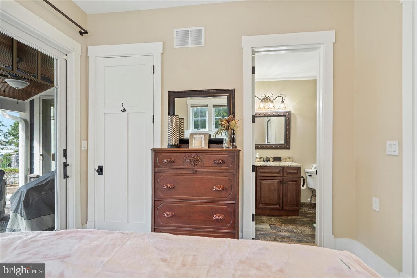 1206 Chesapeake Avenue photo 77