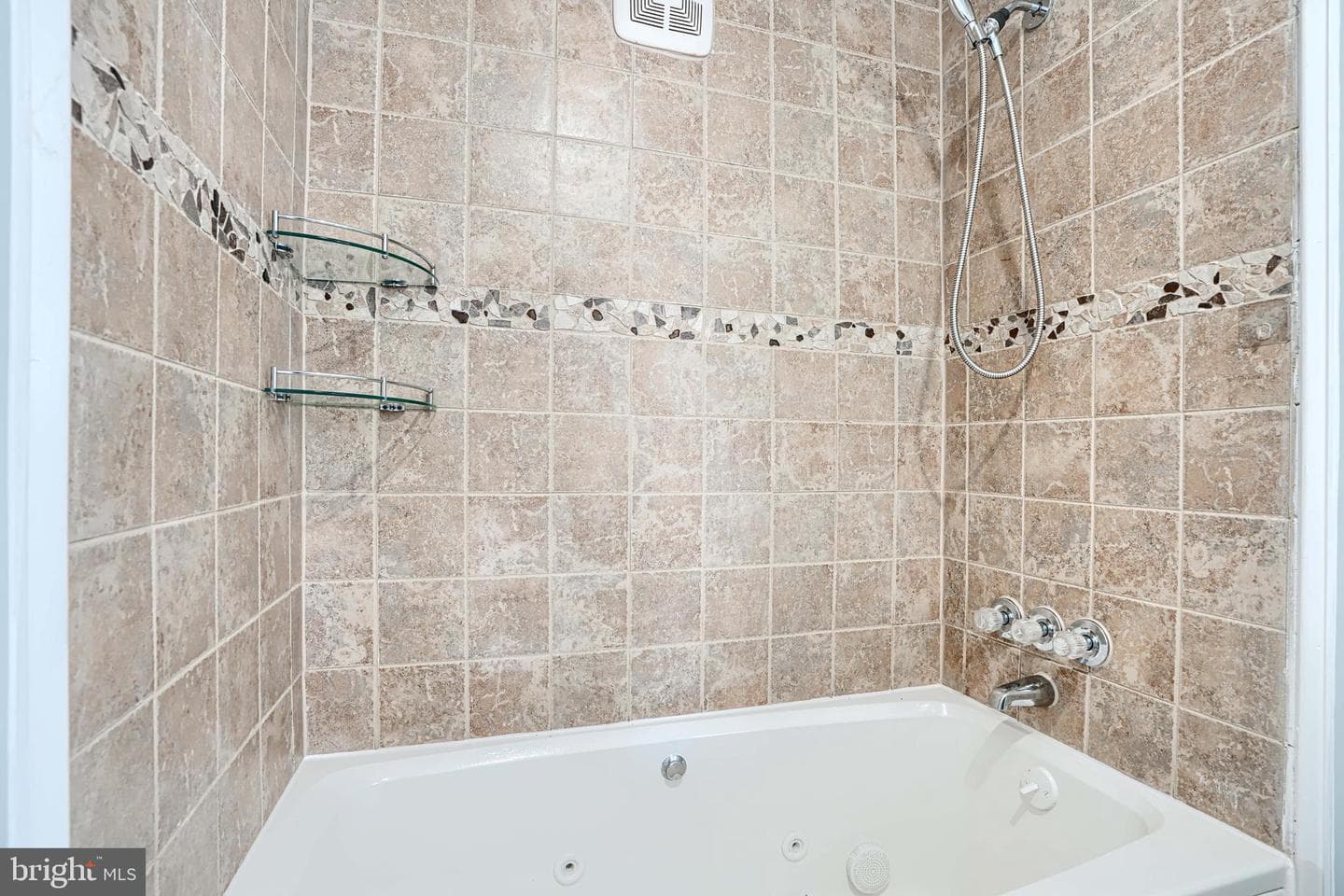 25 Crafton Road photo 28