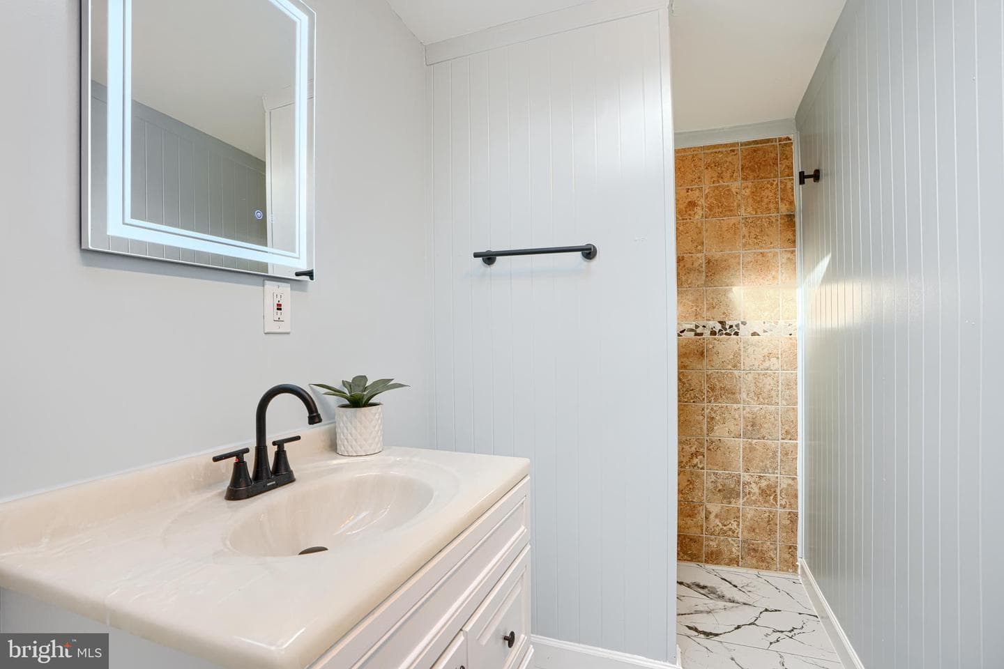 25 Crafton Road photo 43