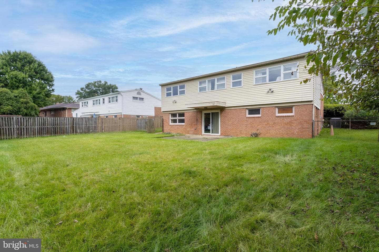 2509 Hal Circle photo 6