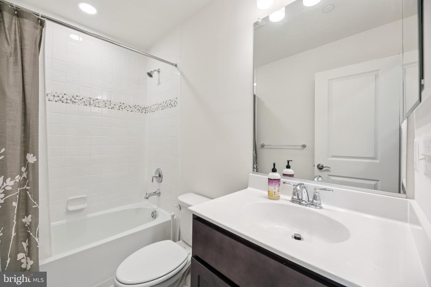 356 Delano Way photo 22