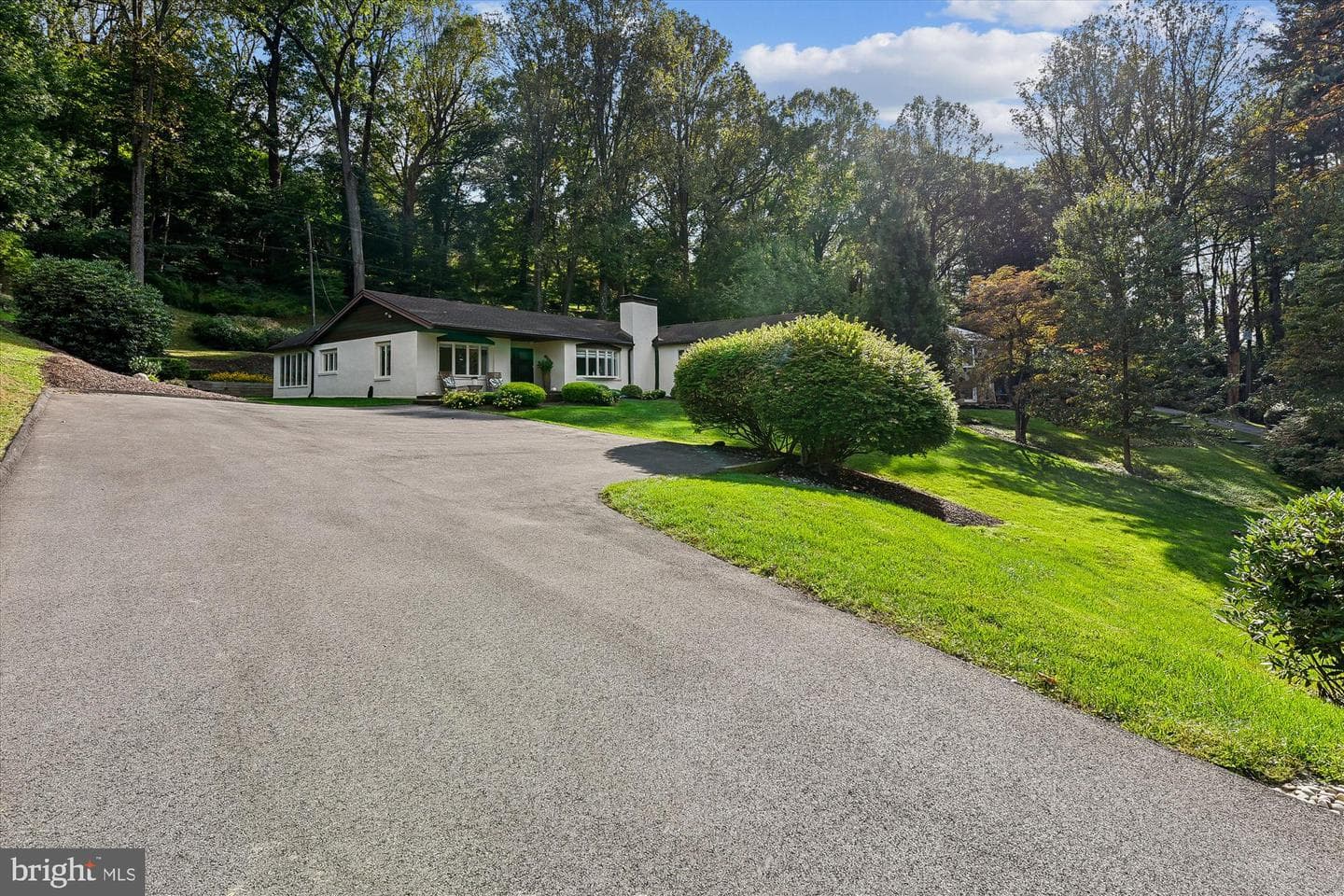 2011 Ruxton Road photo 68