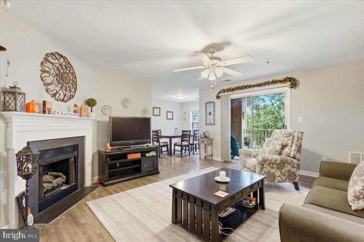 8815 Stone Ridge Circle #202 photo 9