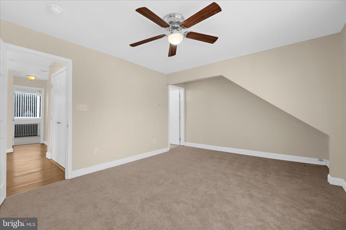 5010 Kenwood Avenue photo 23