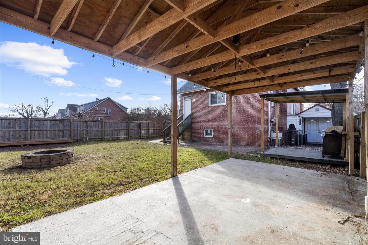 5010 Kenwood Avenue photo 40