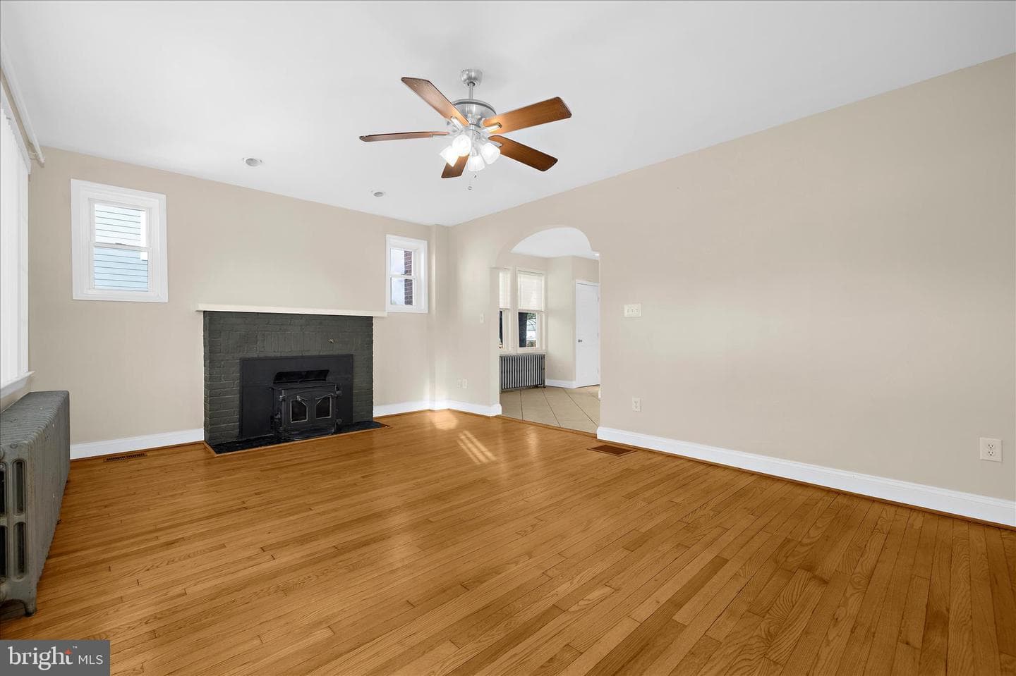 5010 Kenwood Avenue photo 5