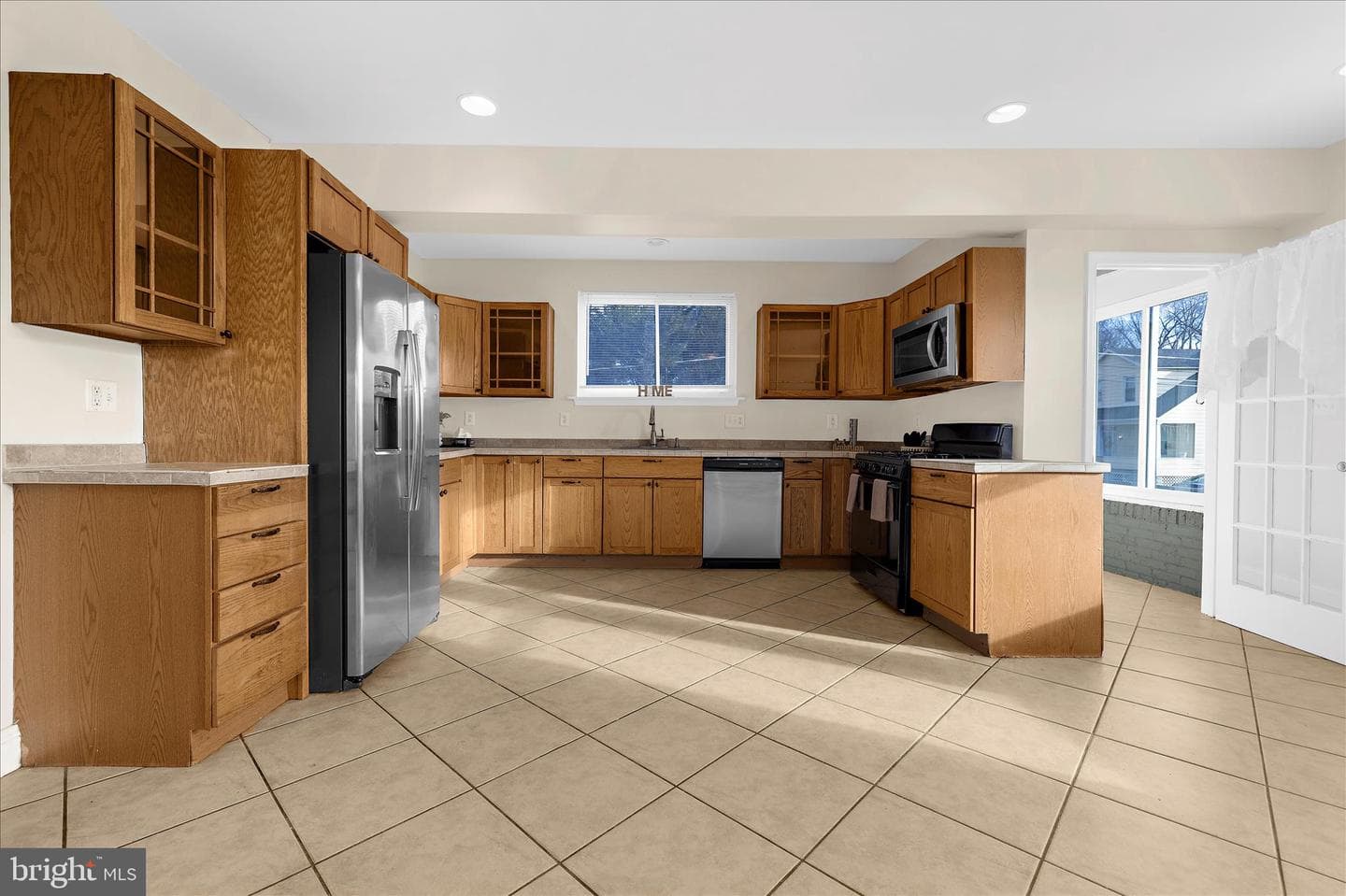 5010 Kenwood Avenue photo 9
