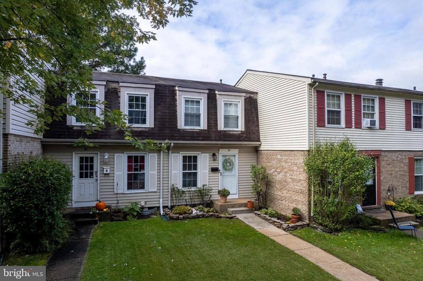 19 Burnsway Court #9e