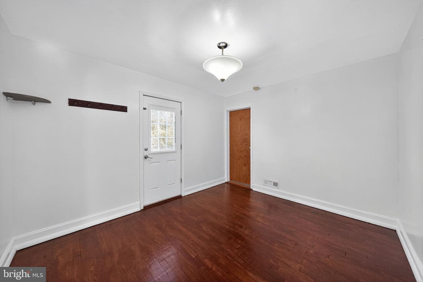 4401 Ridge Drive photo 7