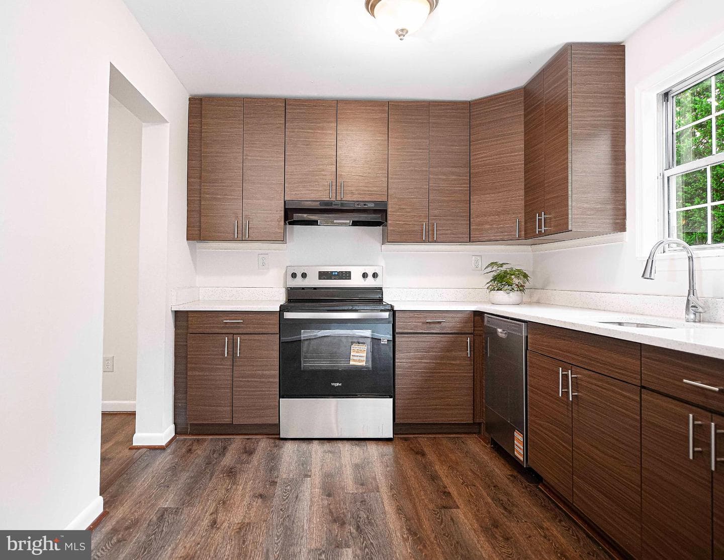 7105 Rutherford Green Circle photo 11